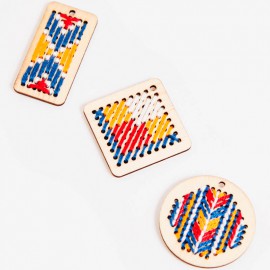 Kit Accesorios de Madera Geometric para Bordad -DMC
