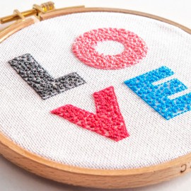 Kit de Bordado Love - DMC