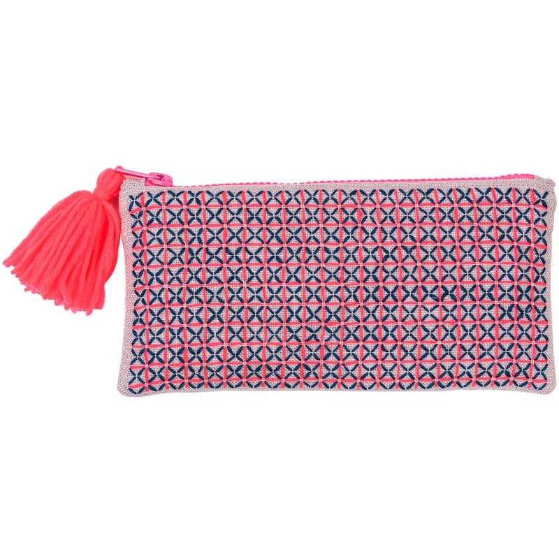 Kit de Bordado Bolso 22.5 x 11 cm - Rico Desing Kit de Bordado Bolso 22.5 x 11 cm - Rico Desing