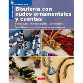 Bisutería con nudos ornamentales y cuentas