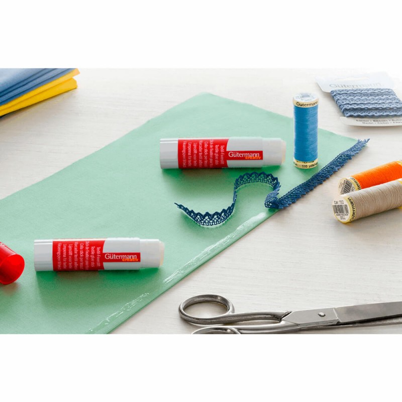 Gütermann Set 10 spools Sew-all Thread 100 m + Textile Glue Stick