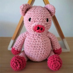 Amigurumi Kit Maggie Pig –...