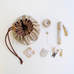 Winter Gold Sewing Set –...